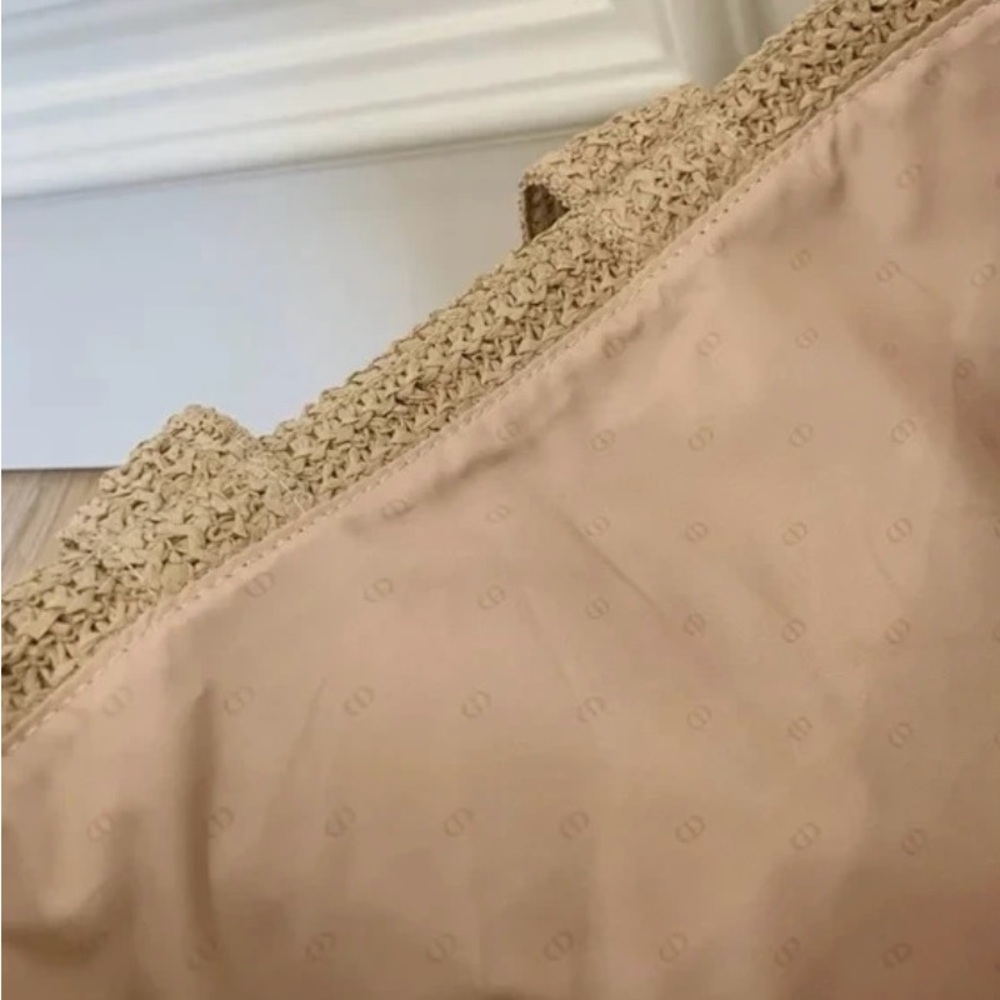 Dior Rattan Tote/Pouch VIP Bundle - Picture 7 of 9
